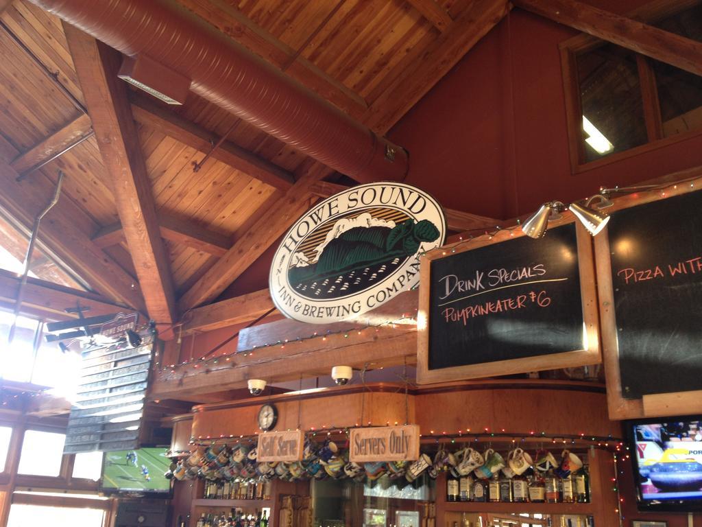 Howe Sound Inn & Brewing Company Сквомиш Экстерьер фото